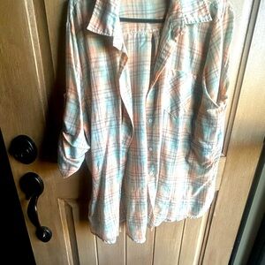 Long sleeve button down shirt, 3X